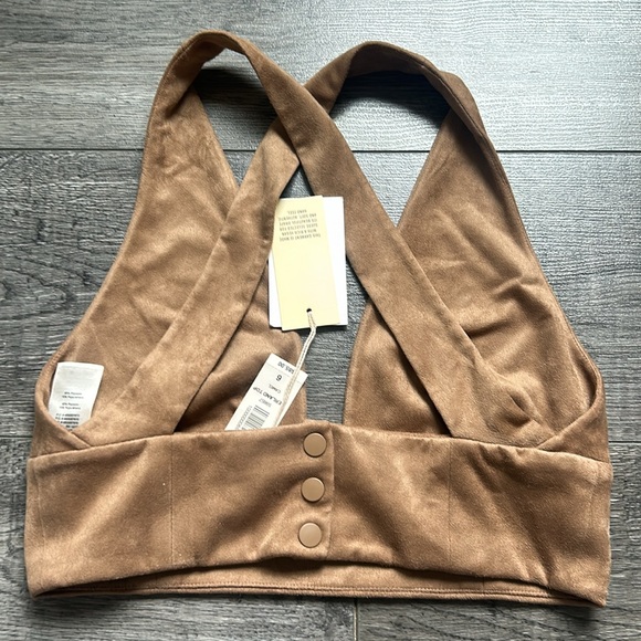 Aritzia Gerland Crop Tank NWT - Picture 2 of 4